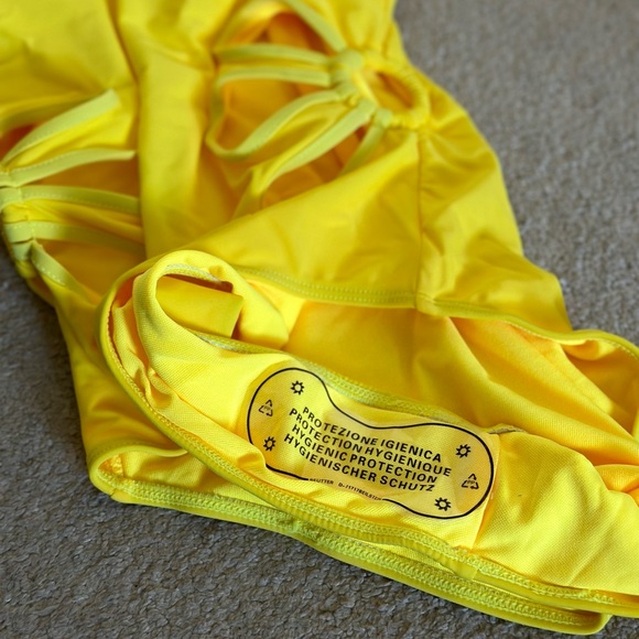 Trendy Yellow Floral Cutout Bathing Suit Set - Picture 9 of 11